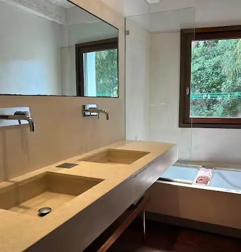 D'exception Avec Piscine Villa